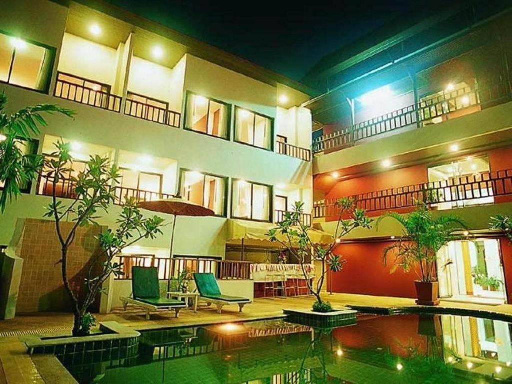 Bp Chiangmai City Hotel Чиангмай Экстерьер фото