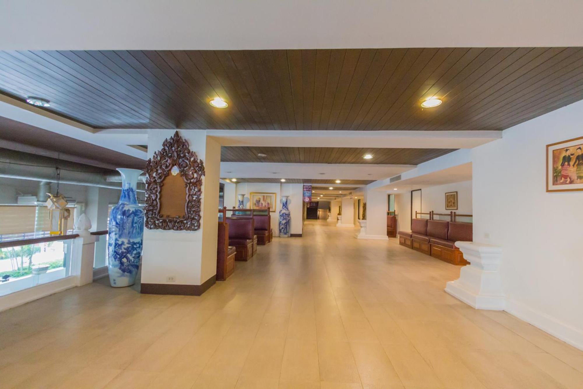 Bp Chiangmai City Hotel Чиангмай Экстерьер фото
