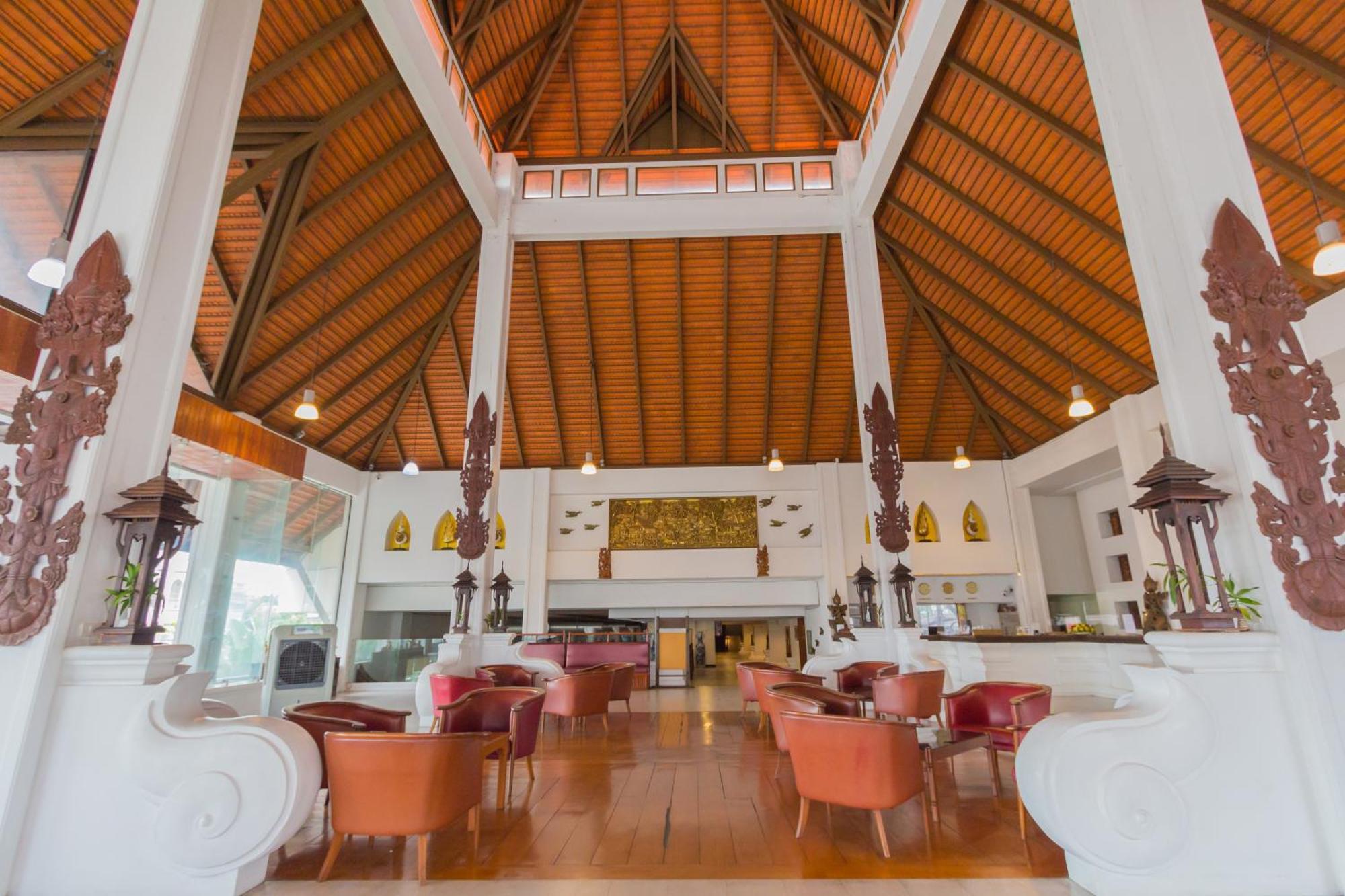 Bp Chiangmai City Hotel Чиангмай Экстерьер фото