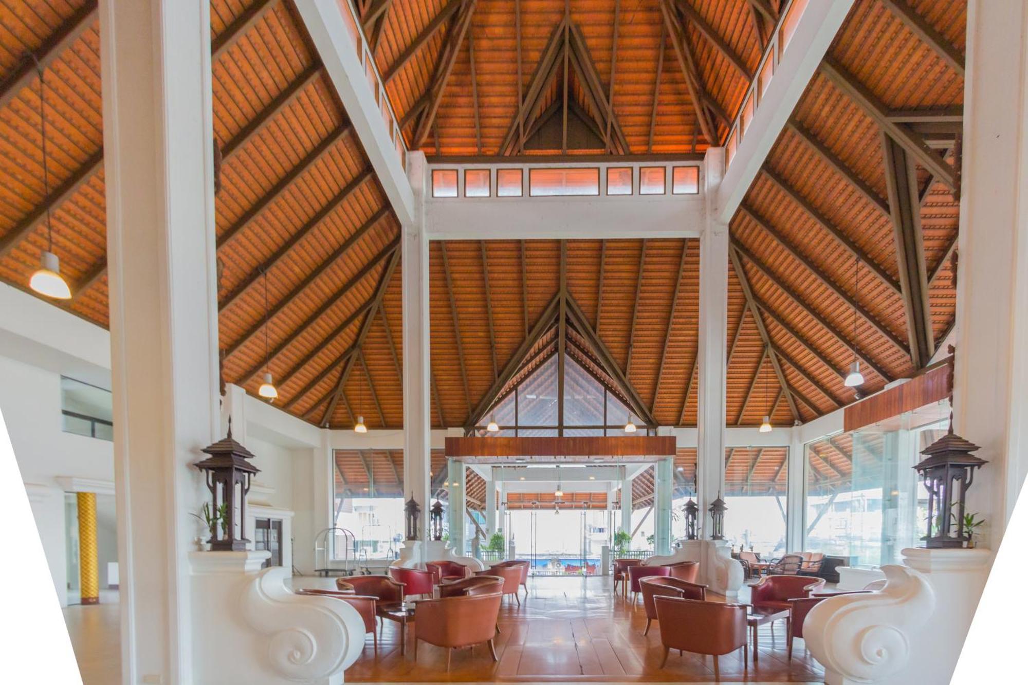Bp Chiangmai City Hotel Чиангмай Экстерьер фото