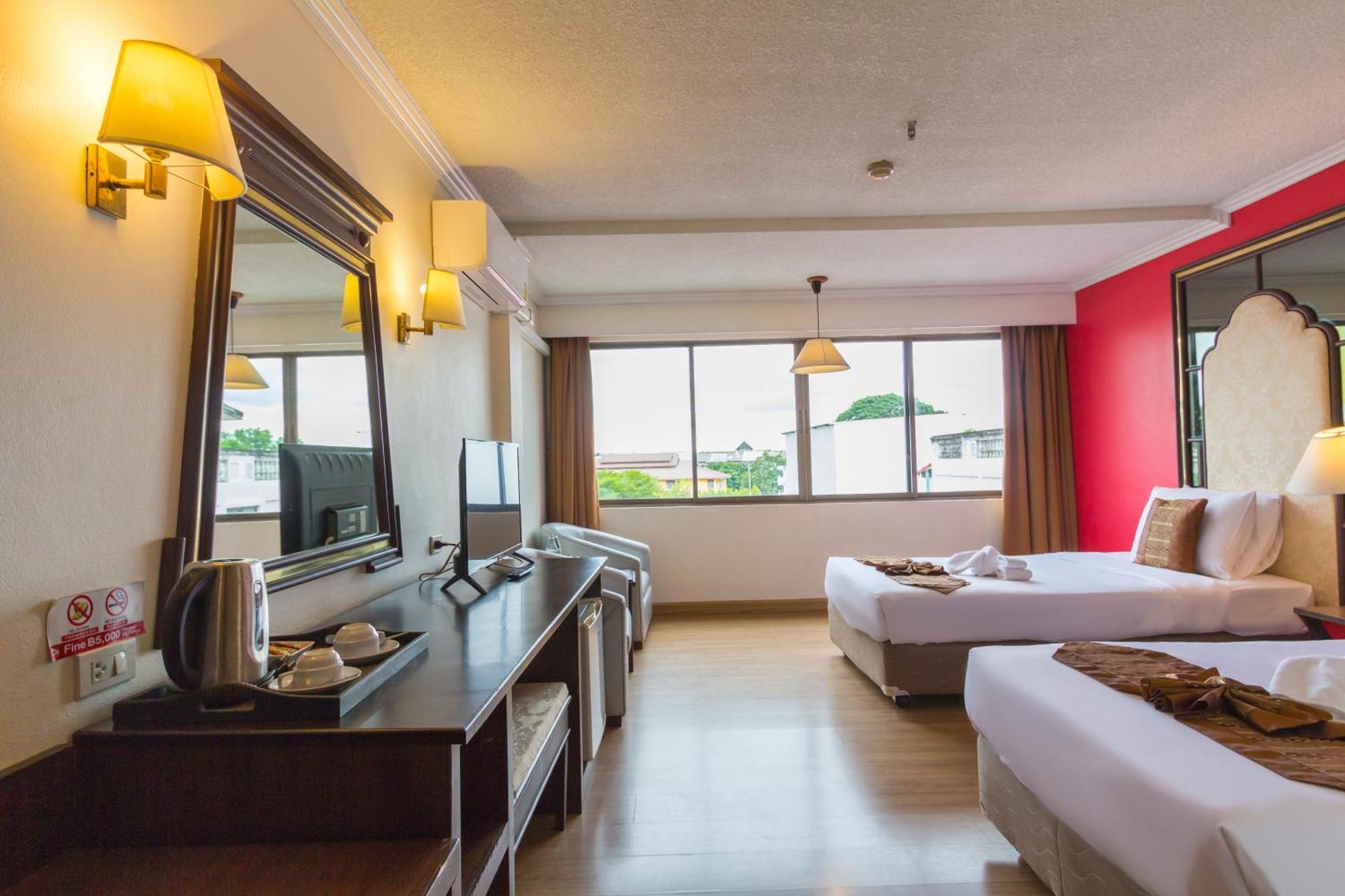 Bp Chiangmai City Hotel Чиангмай Экстерьер фото