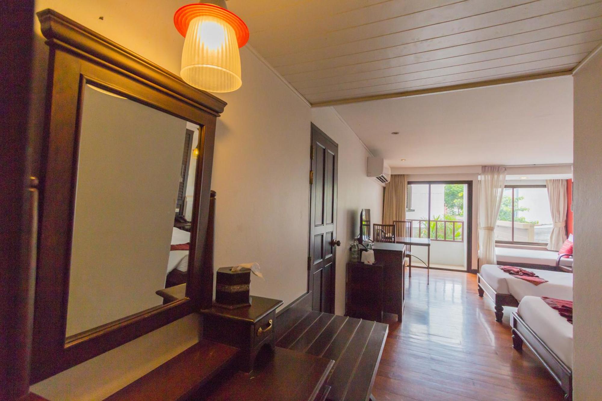 Bp Chiangmai City Hotel Чиангмай Экстерьер фото